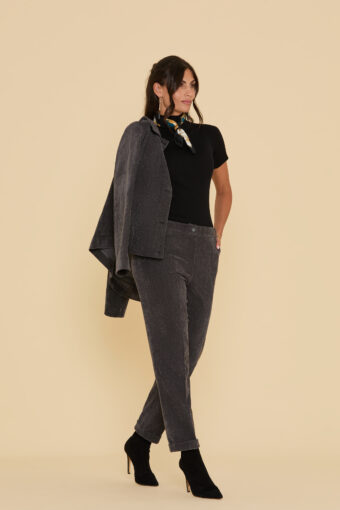 PANTALONE CAPRI CORTO